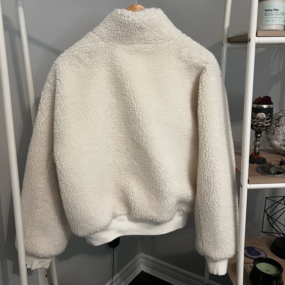 Aritzia Babaton Antic Jacket Sherpa - Picture 2 of 4